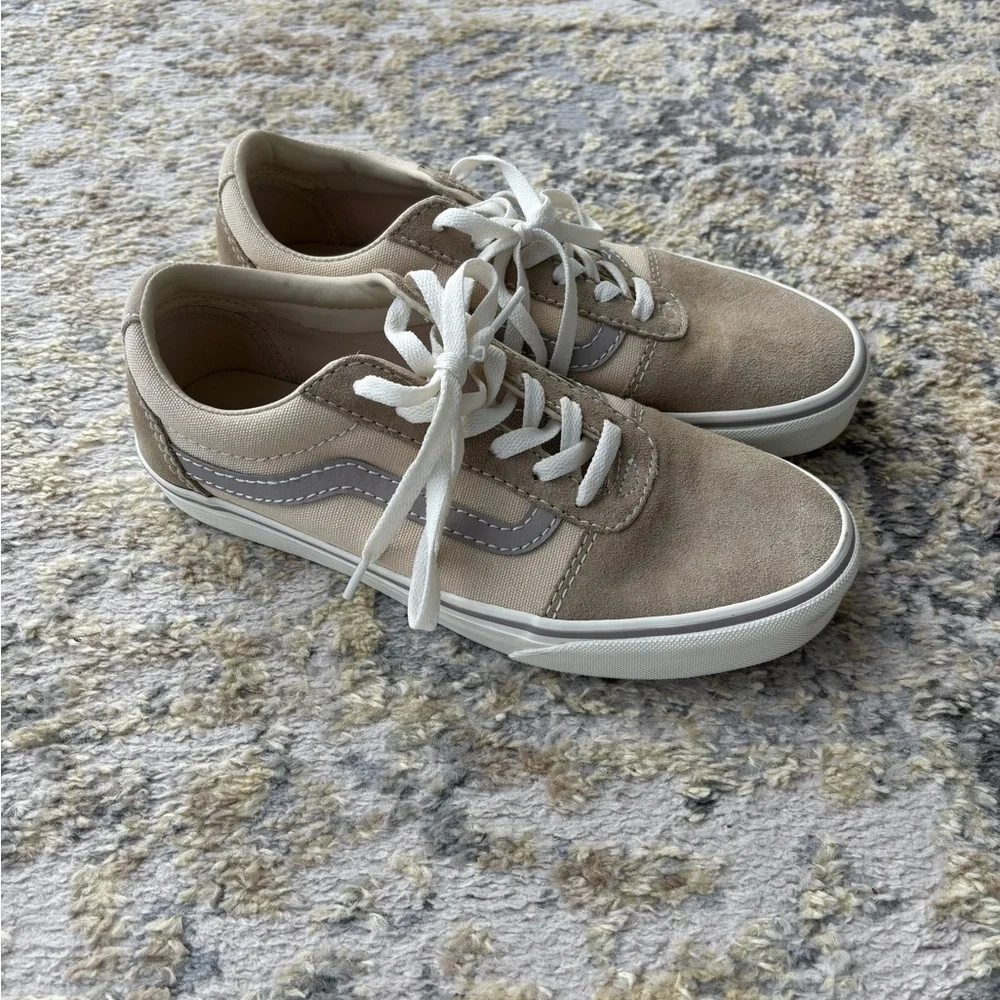 Vans Old Skool Low-Top Sneakers in Taupe/White - Picture 2 of 5